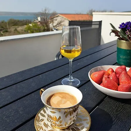 Apartment Angelina Maslenica