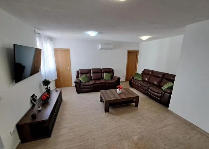 Angelina Appartement *